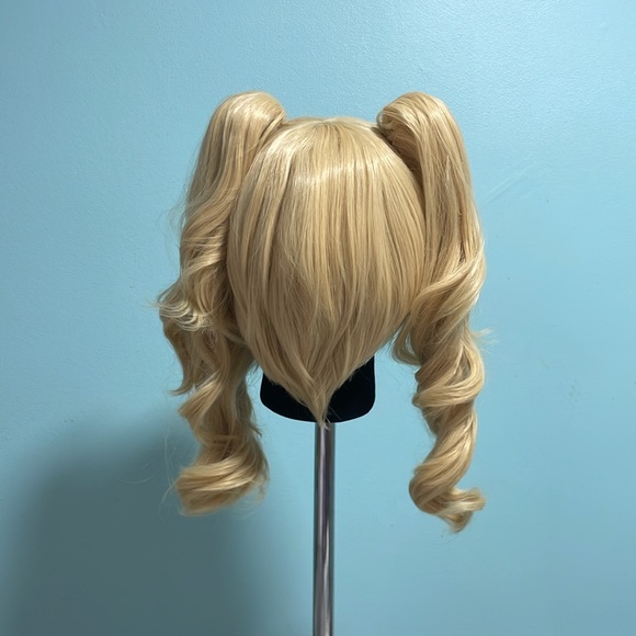 3in 1 cosplay wig - Picture 3 of 10